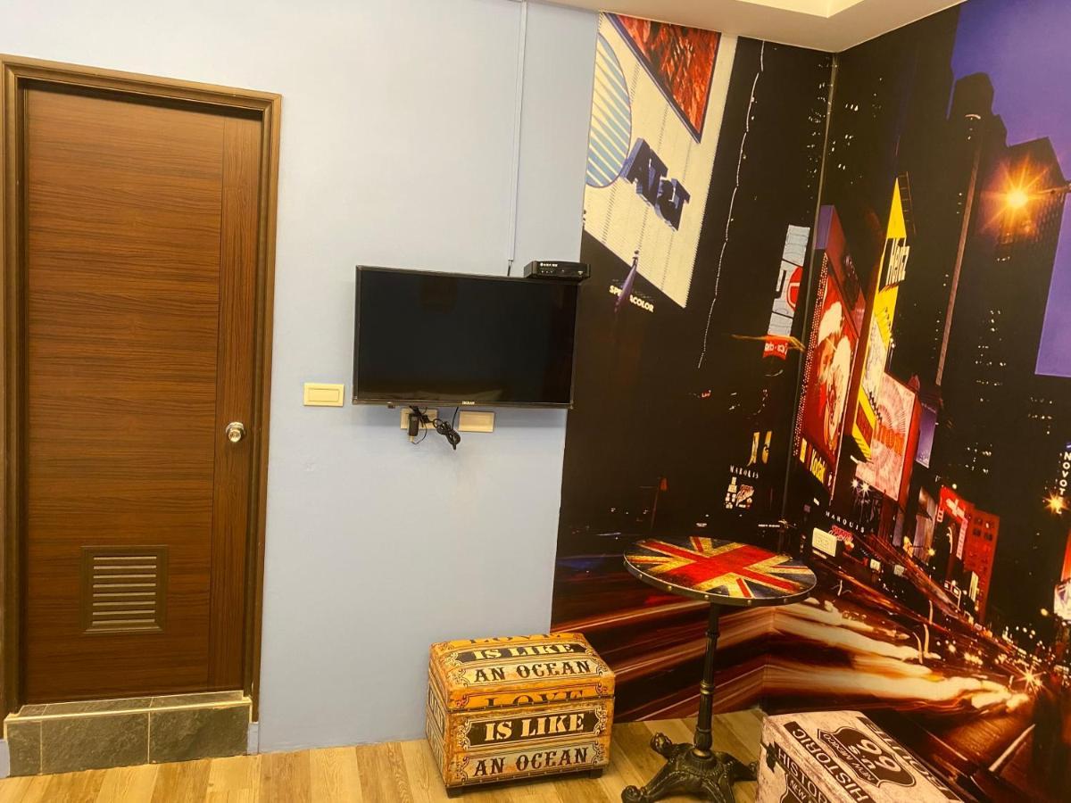 羅東夜市工業風 Luodong Bagian luar foto